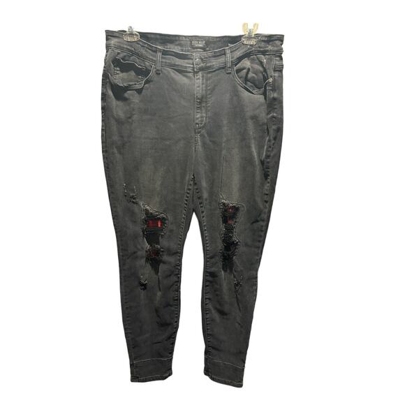 Women’s Judy Blue Jeans - Picture 1 of 5